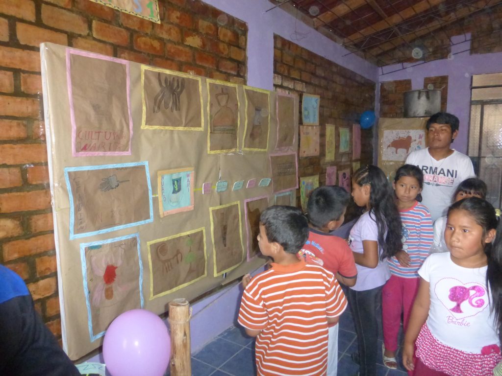 perou-education-enfants-bidonvilles