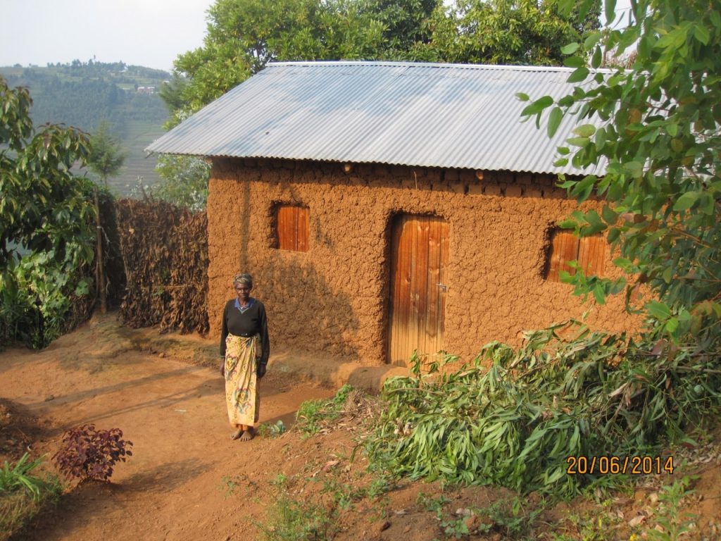 construction-de-maison-rwanda-habitat-social-une-maison-pour-tous-fondation-pour-le-logement-femme-seule