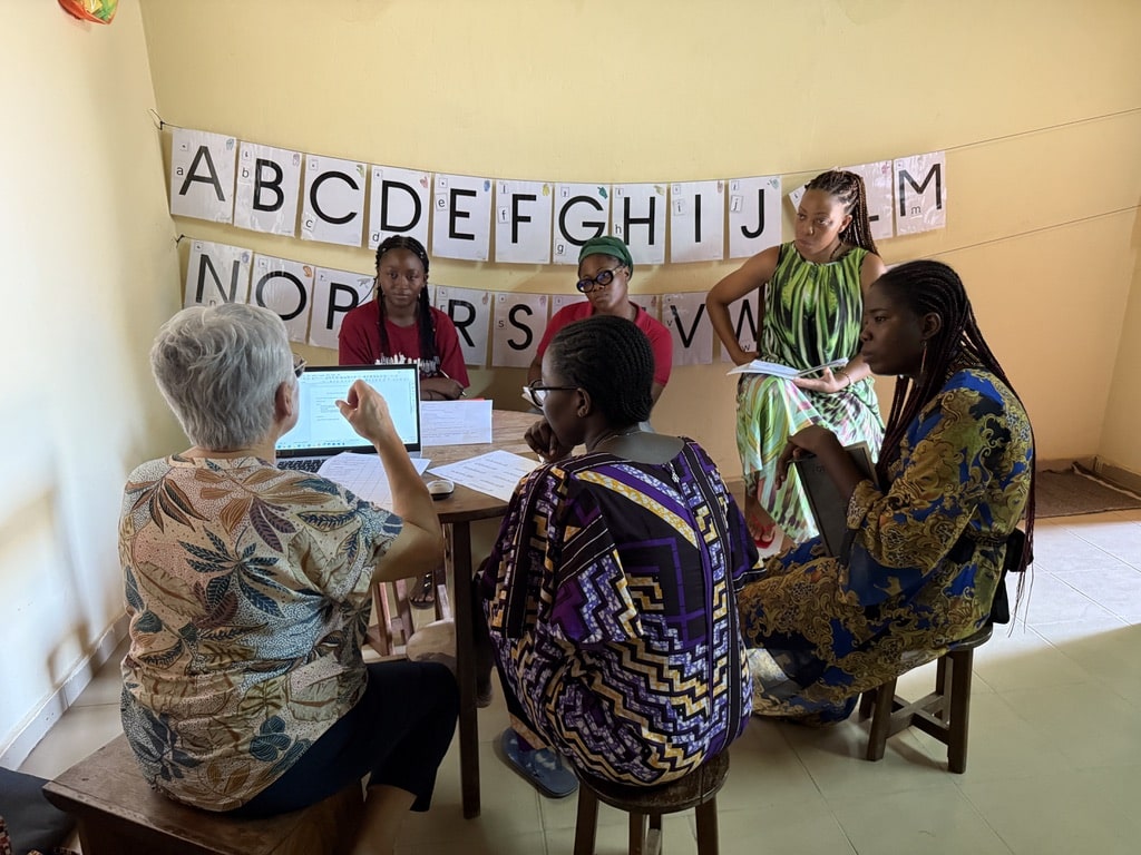 togo-formation-orthophoniste-benevolat-soloidarite-surdite-handicap-education