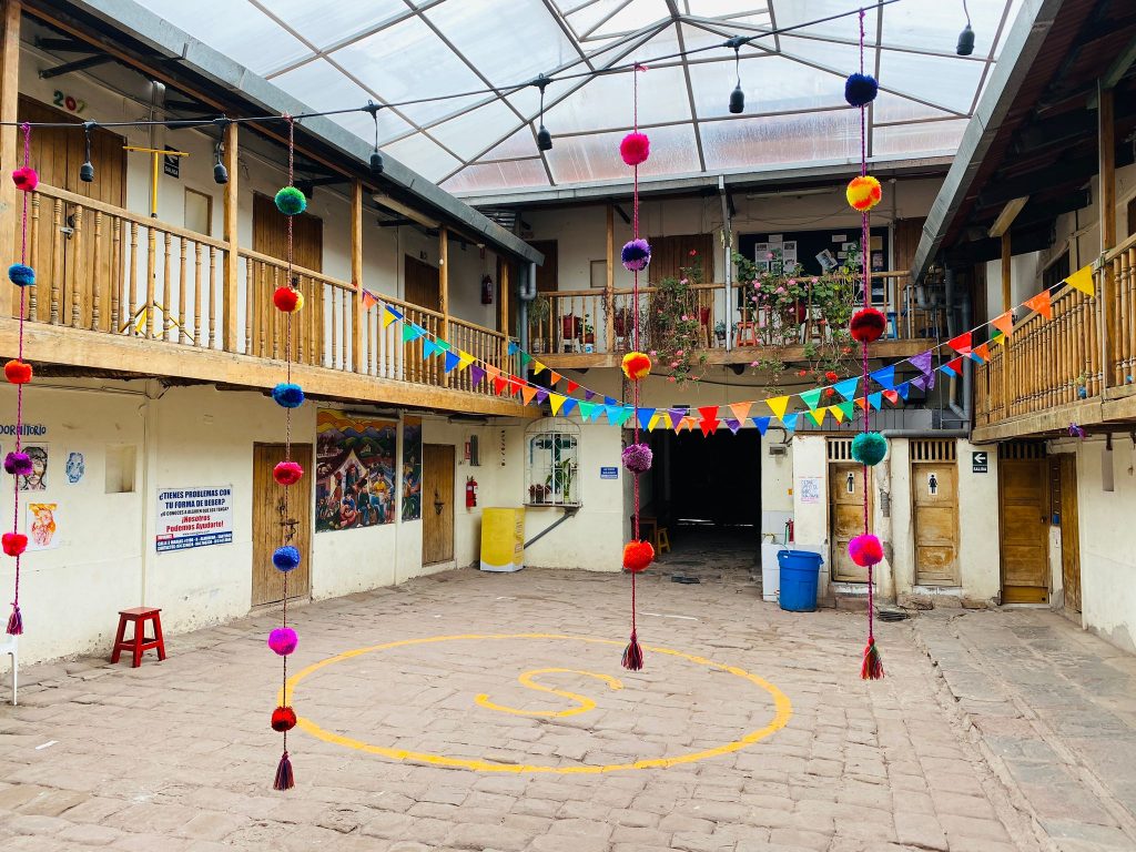 perou-qosqo-maki-accueil-enfants-des-rues-cuzco