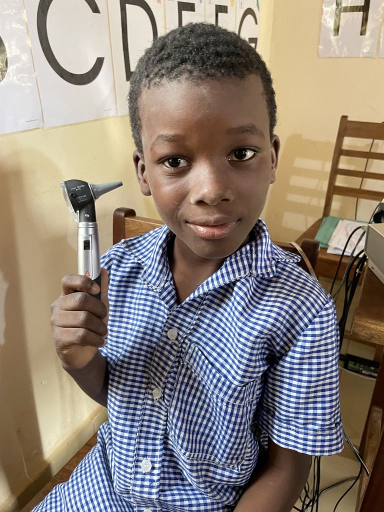 sante-enfant-sourd-diagnostic-togo