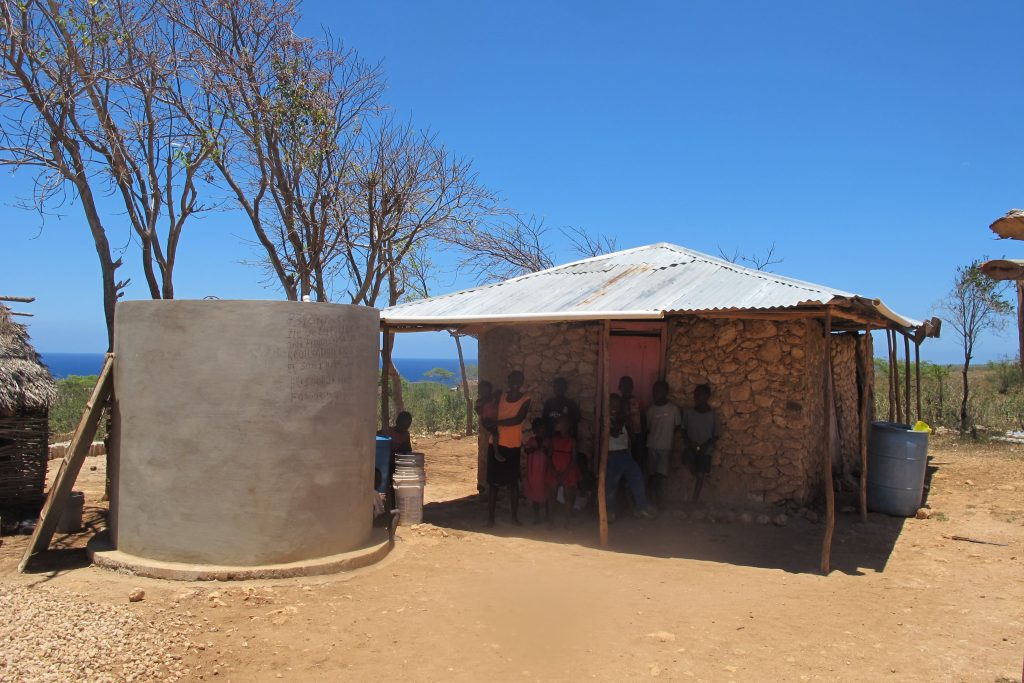 citerne-eau-haiti-acces-eau-potable