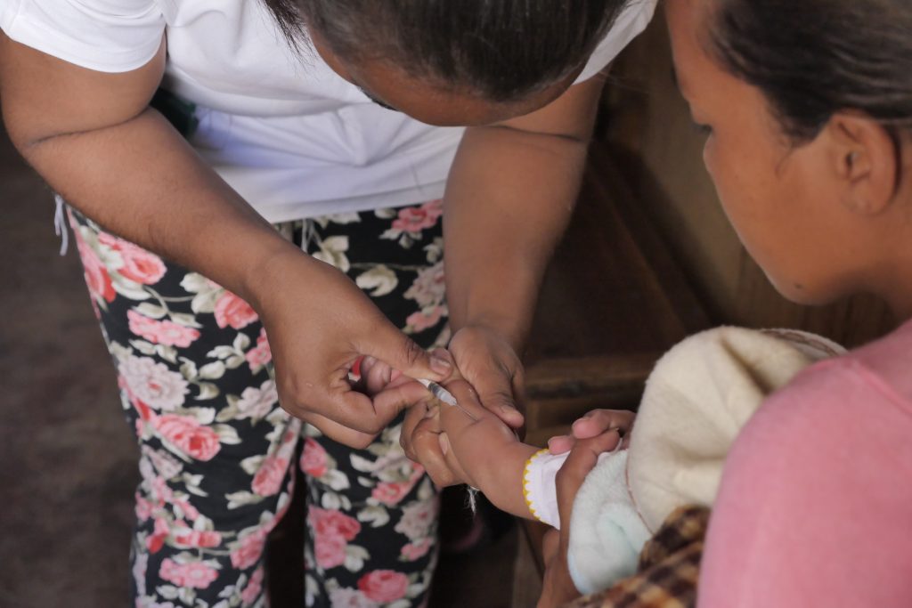 madagascar-vaccination-bebe-protection-infantile-ong-centre-de-sante-solidarite-internationale