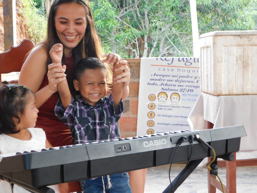 enfants-isoles-perou-iquitos